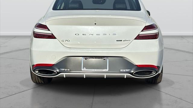 2022 Genesis G70 3.3T Standard