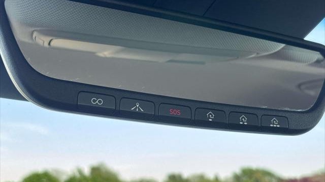 2022 Genesis G70 3.3T Standard
