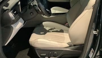 2023 Genesis G70 3.3T Standard