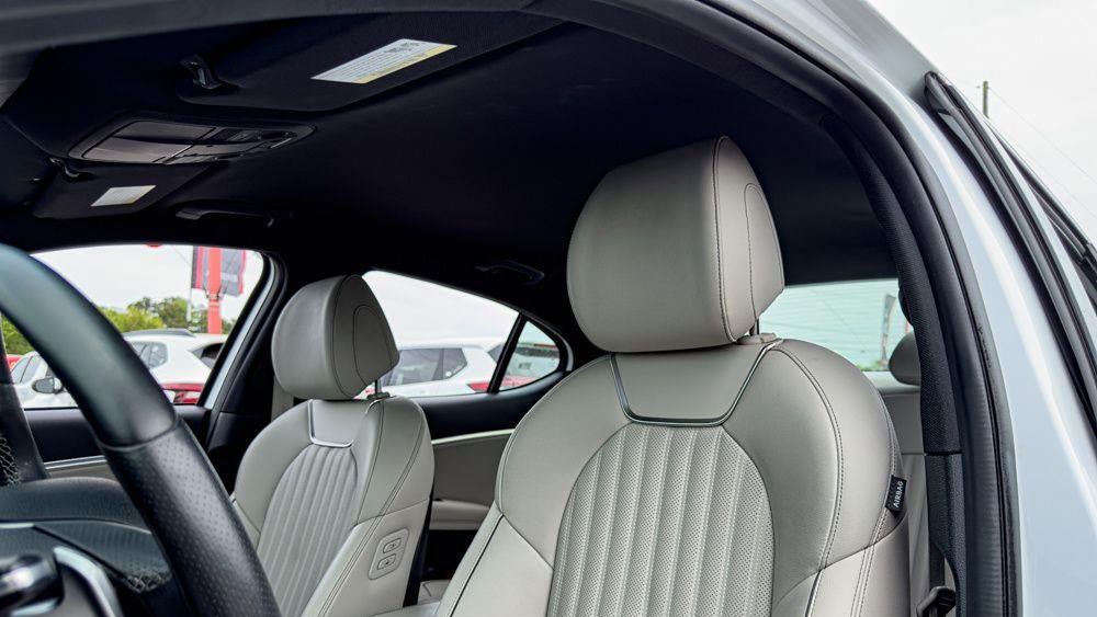 2023 Genesis G70 3.3T Standard