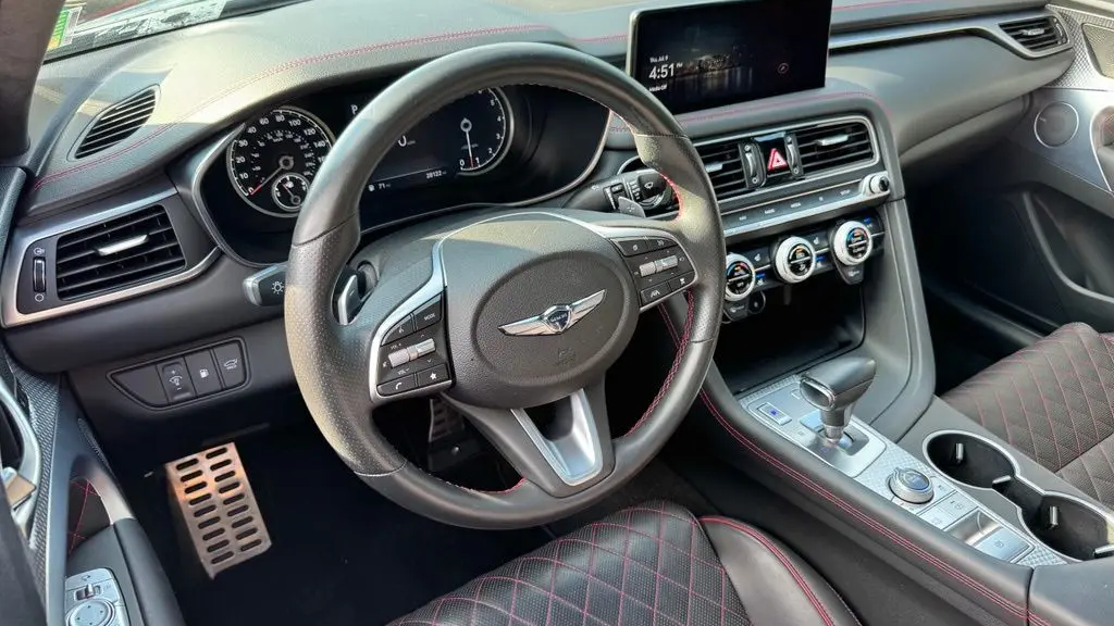 2023 Genesis G70 3.3T Standard