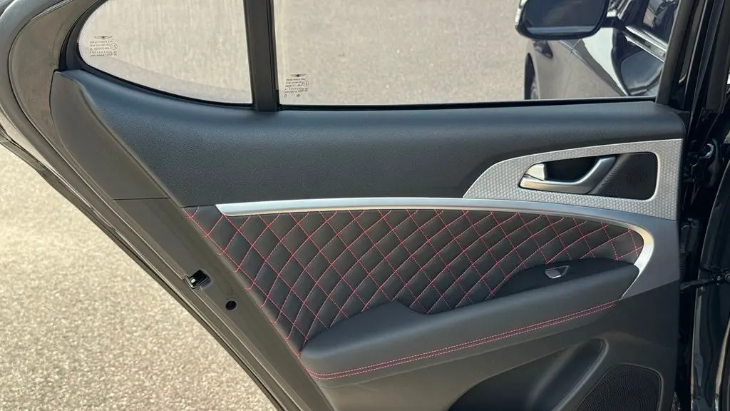 2023 Genesis G70 3.3T Standard