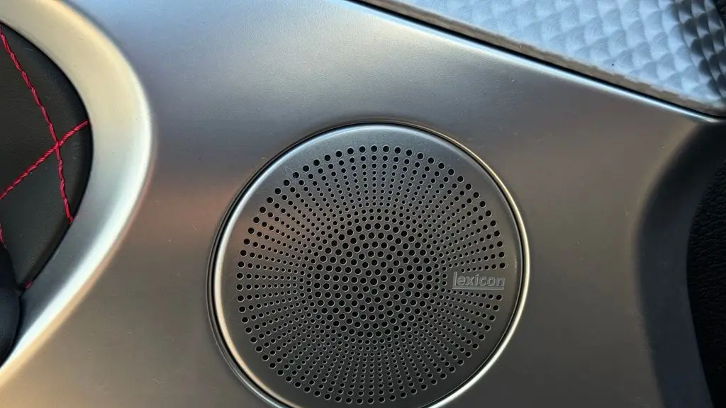 2023 Genesis G70 3.3T Standard