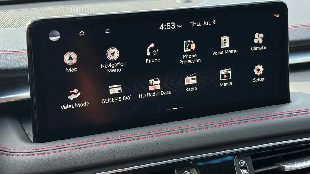 2023 Genesis G70 3.3T Standard