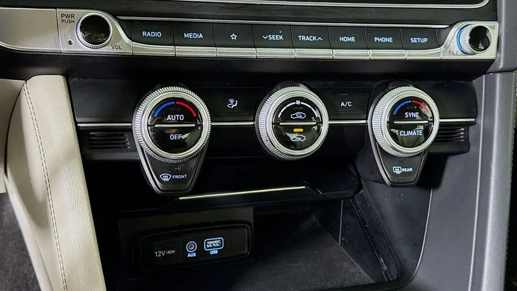 2019 Genesis G70 2.0T Advanced