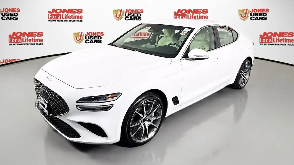 2026 Genesis G70 2.5T Standard