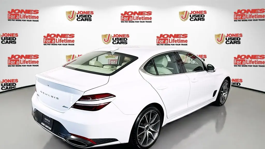 2026 Genesis G70 2.5T Standard