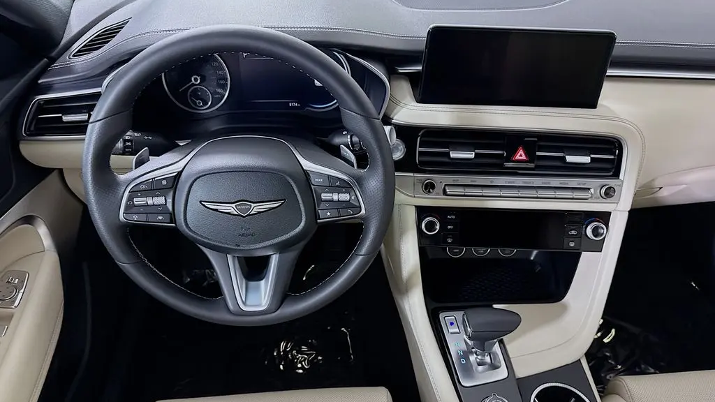 2026 Genesis G70 2.5T Standard