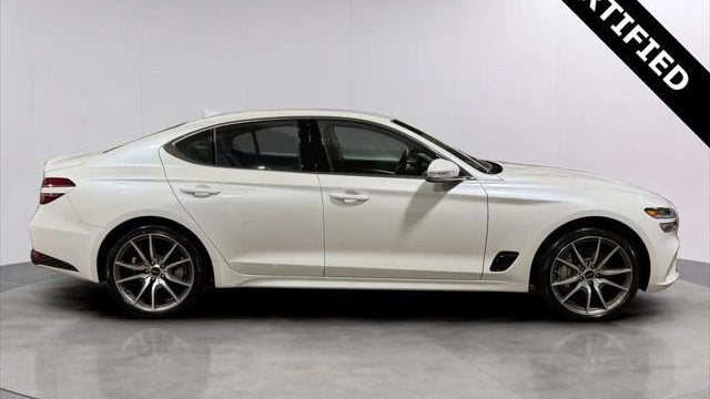 2026 Genesis G70 2.5T Standard