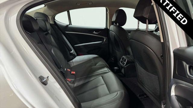 2026 Genesis G70 2.5T Standard