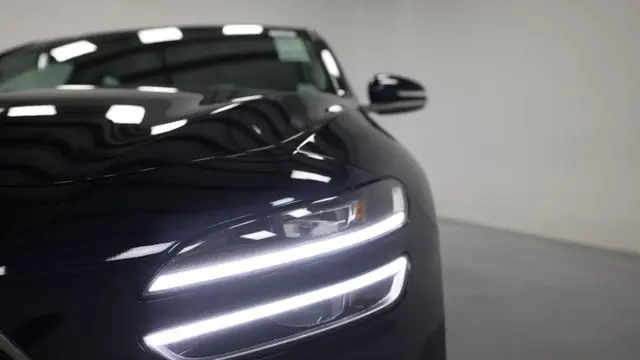 2026 Genesis G70 2.5T Standard