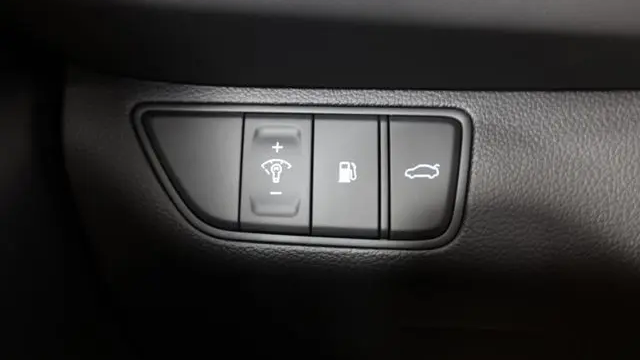 2026 Genesis G70 2.5T Standard