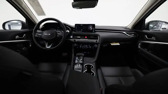 2026 Genesis G70 2.5T Standard
