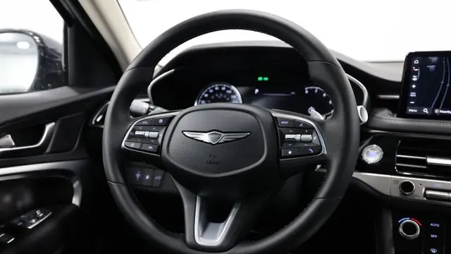 2026 Genesis G70 2.5T Standard