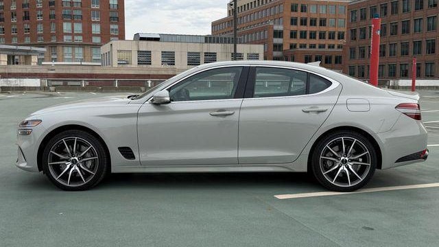 2026 Genesis G70 2.5T Standard