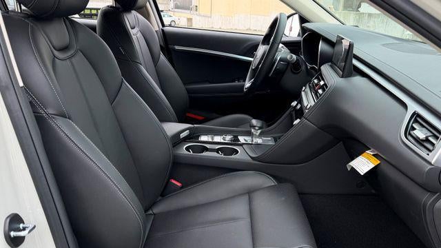 2026 Genesis G70 2.5T Standard