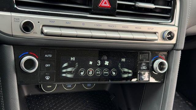 2026 Genesis G70 2.5T Standard