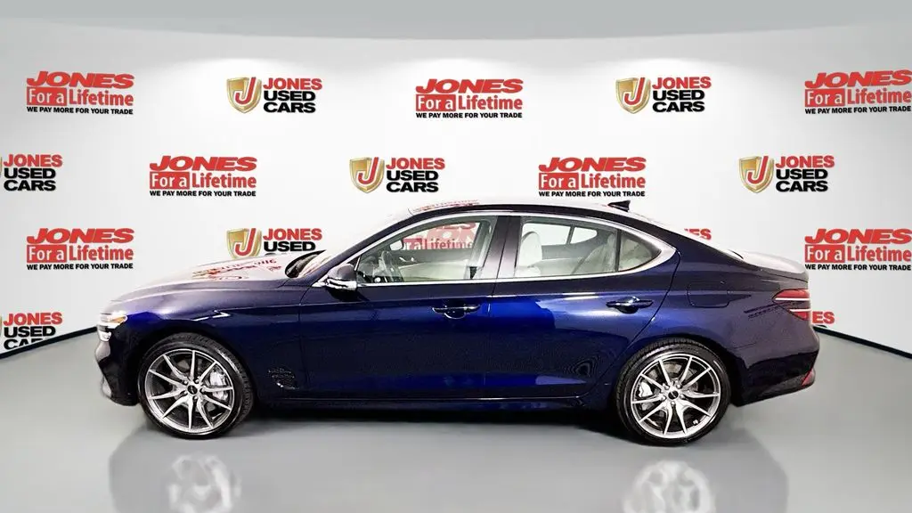 2026 Genesis G70 2.5T Standard