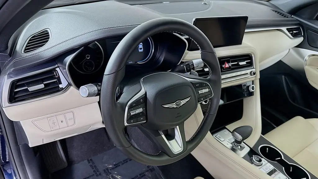 2026 Genesis G70 2.5T Standard