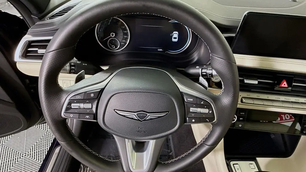 2026 Genesis G70 2.5T Standard
