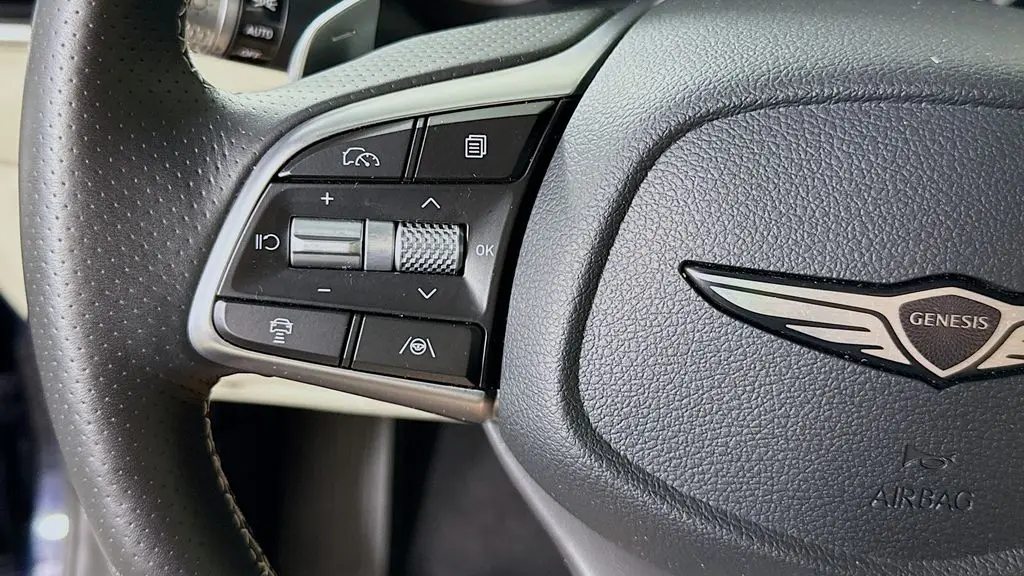 2026 Genesis G70 2.5T Standard