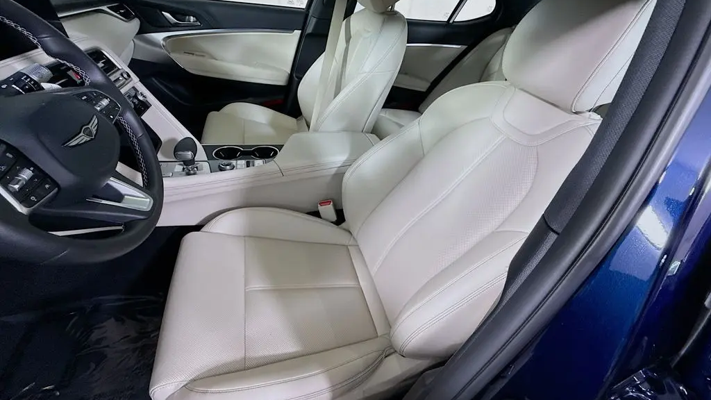 2026 Genesis G70 2.5T Standard