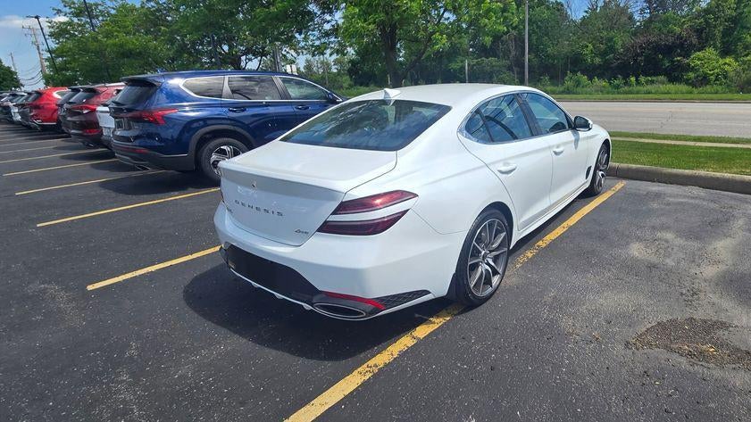 2026 Genesis G70 2.5T Standard
