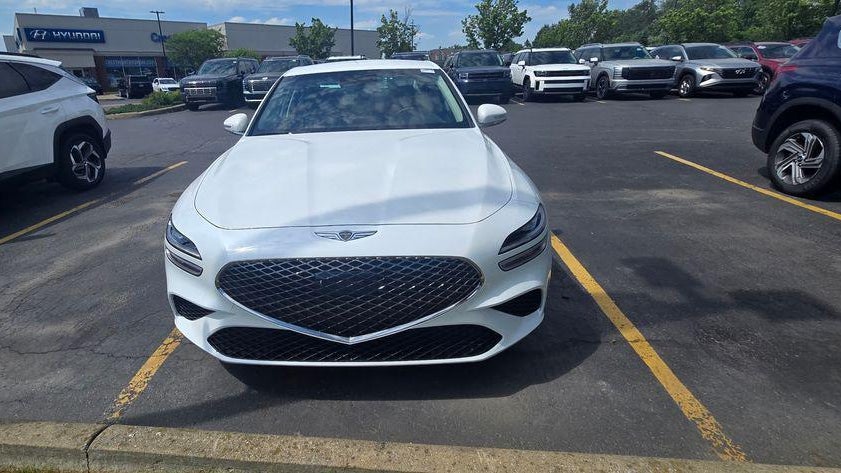 2026 Genesis G70 2.5T Standard