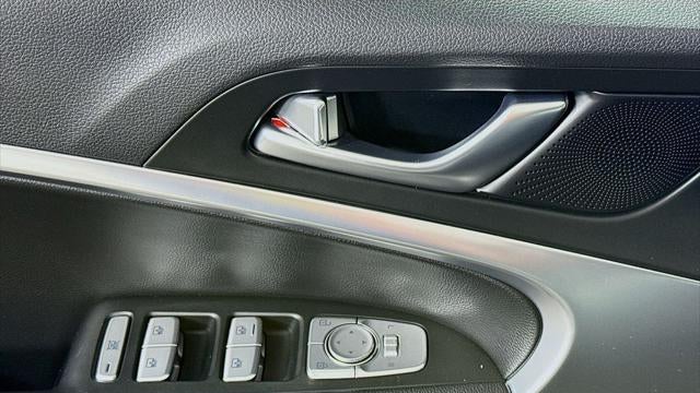 2026 Genesis G70 2.5T Standard