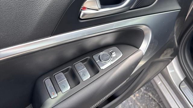 2026 Genesis G70 2.5T Standard