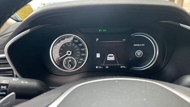 2026 Genesis G70 2.5T Standard