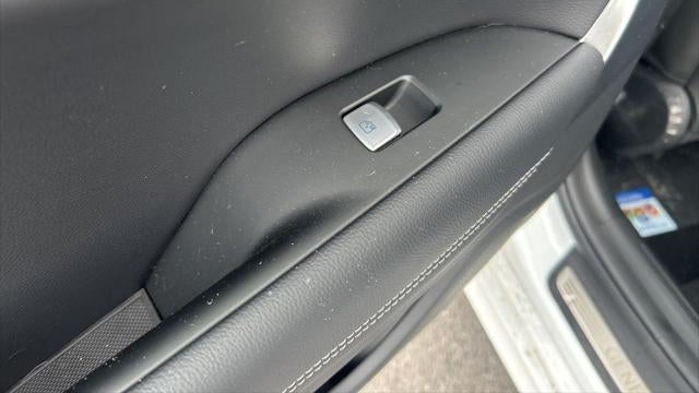 2026 Genesis G70 2.5T Standard