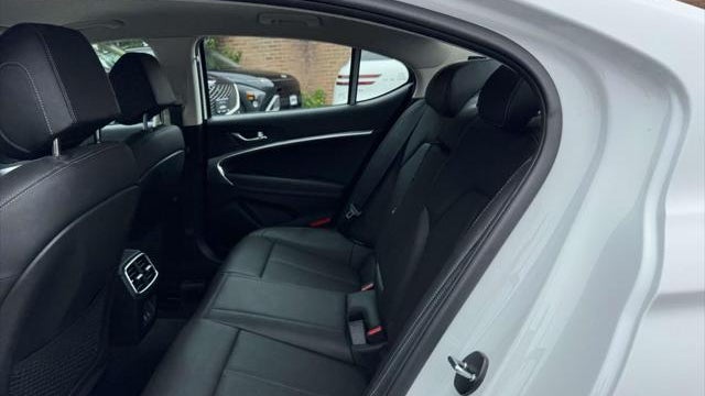 2026 Genesis G70 2.5T Standard