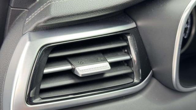 2026 Genesis G70 2.5T Standard