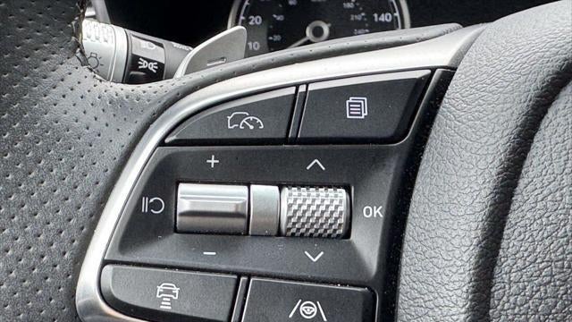2026 Genesis G70 2.5T Standard