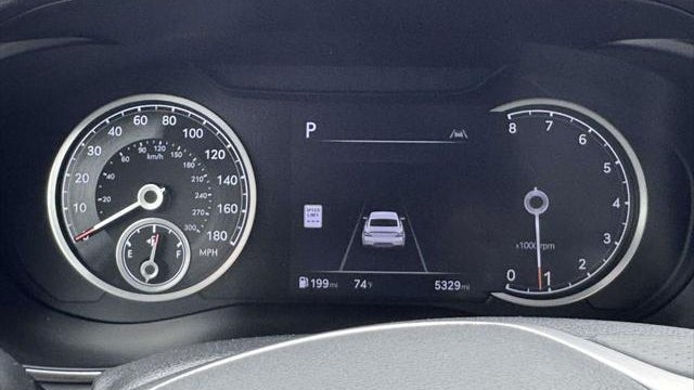 2026 Genesis G70 2.5T Standard