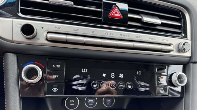 2026 Genesis G70 2.5T Standard