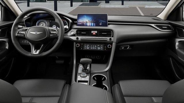 2026 Genesis G70 2.5T Standard