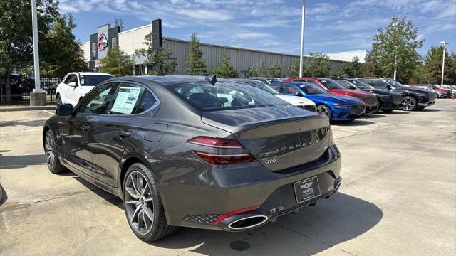 2026 Genesis G70 2.5T Standard