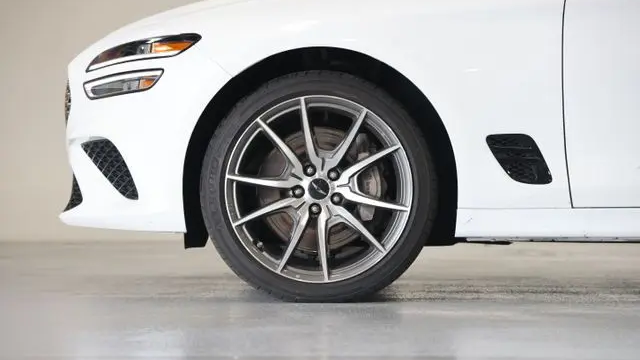 2026 Genesis G70 2.5T Standard