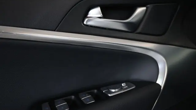 2026 Genesis G70 2.5T Standard