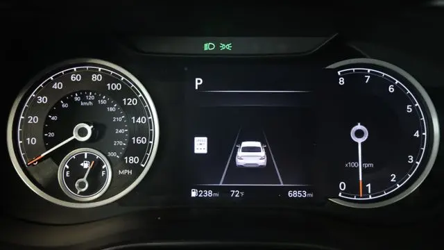 2026 Genesis G70 2.5T Standard