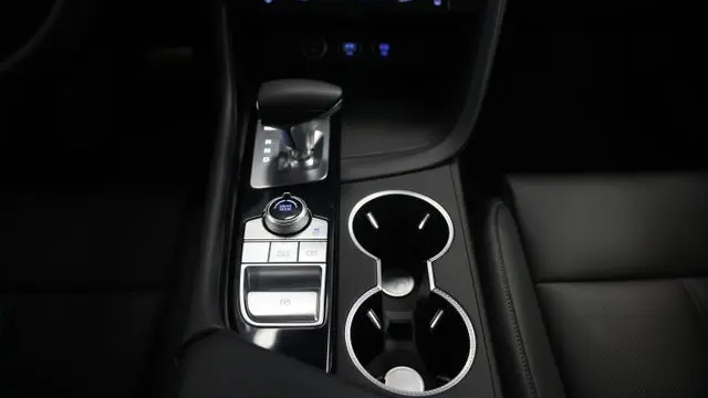 2026 Genesis G70 2.5T Standard