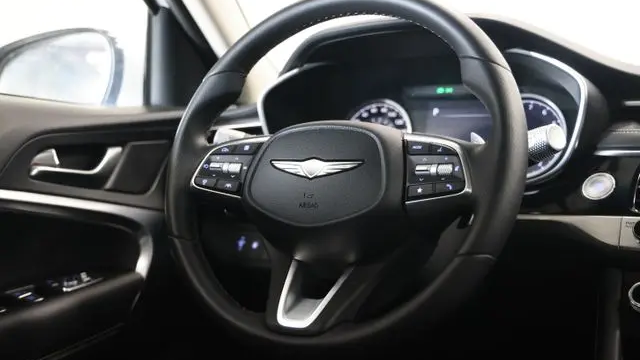 2026 Genesis G70 2.5T Standard