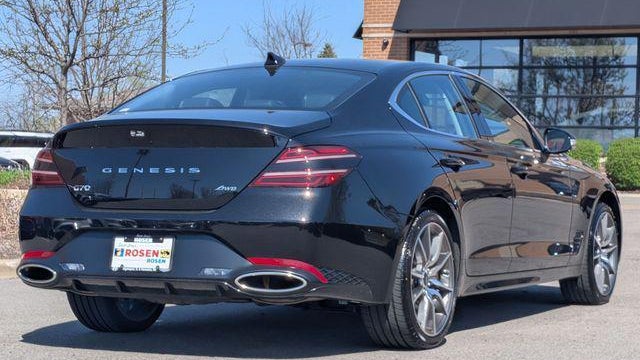 2026 Genesis G70 2.5T Standard