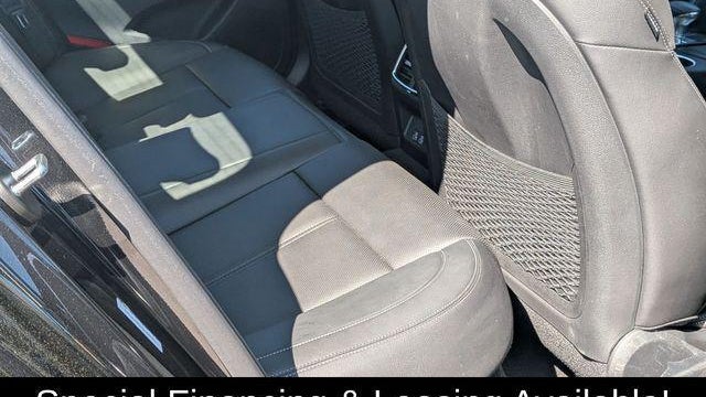 2026 Genesis G70 2.5T Standard