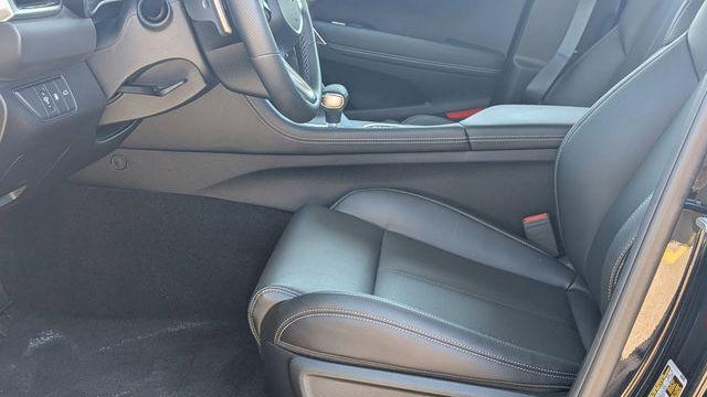 2026 Genesis G70 2.5T Standard