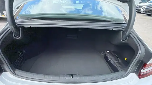 2026 Genesis G80 2.5T