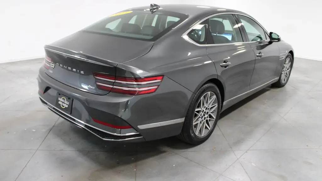 2025 Genesis G80 2.5T