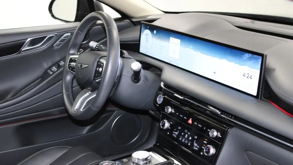2025 Genesis G80 2.5T